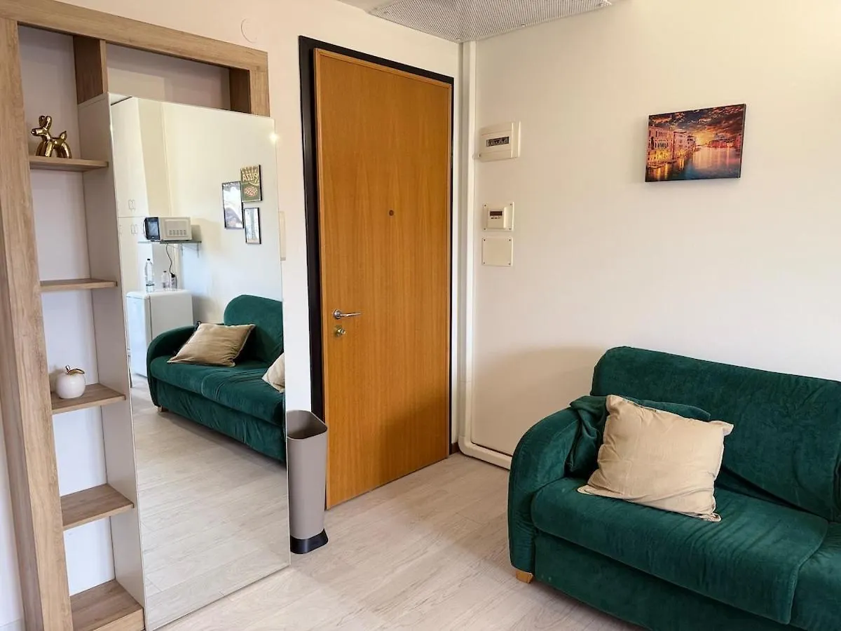 Casa Sofia With Parking 15 Minutes From Venice Apartment